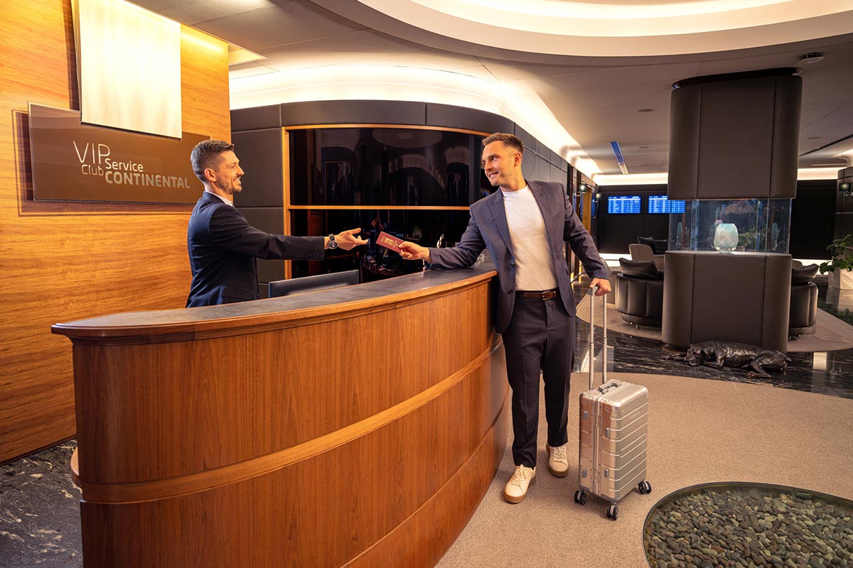 VIP Service Club Continental-video cover