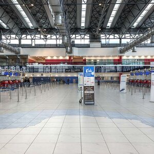 Veřejná část letiště-check-in